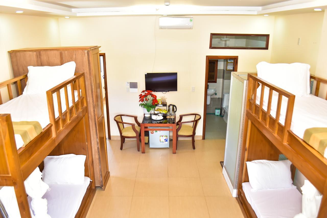 Sea View Dn Hotel Da Nang Exterior photo