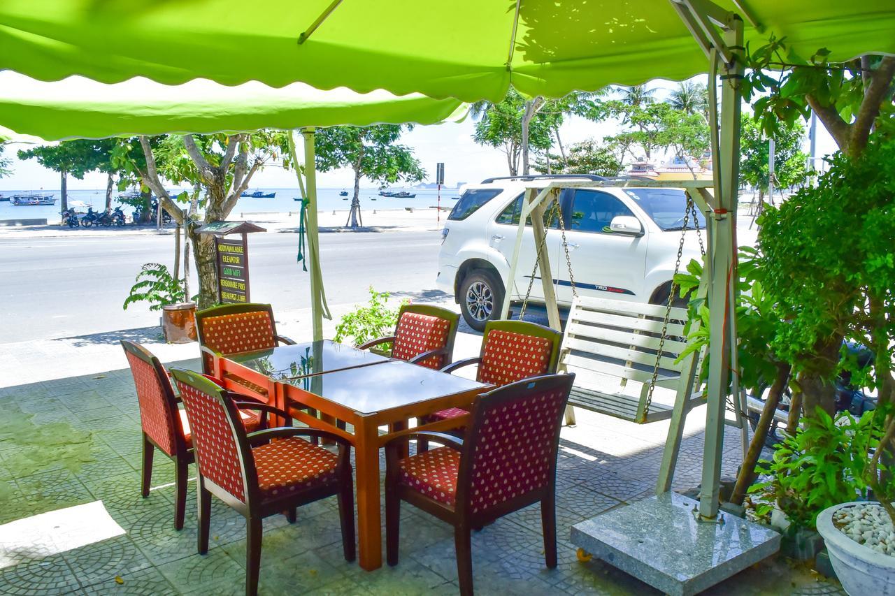 Sea View Dn Hotel Da Nang Exterior photo