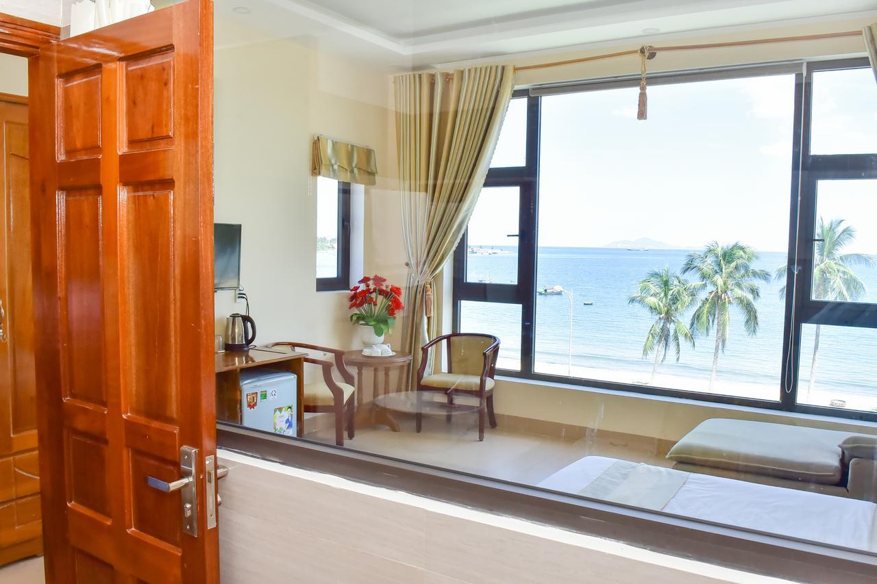 Sea View Dn Hotel Da Nang Exterior photo
