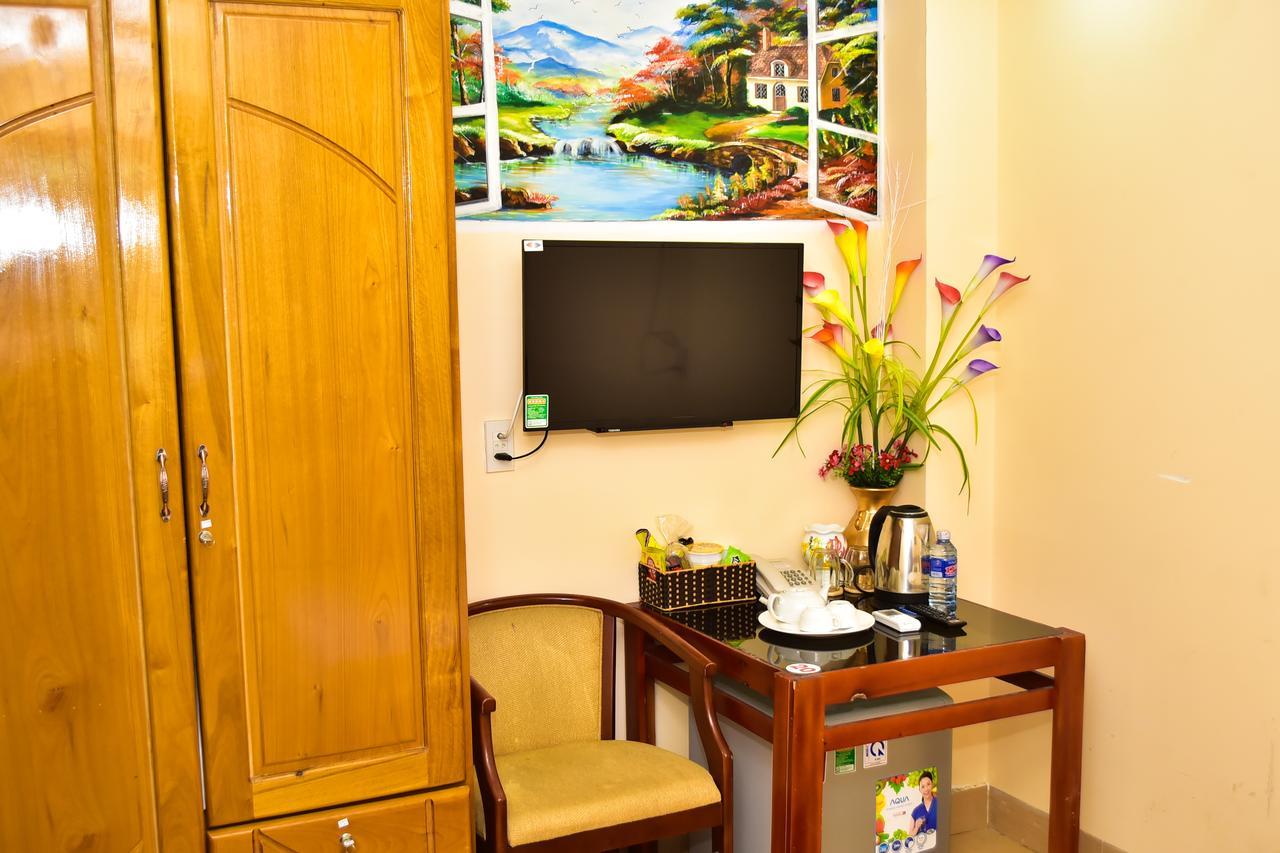 Sea View Dn Hotel Da Nang Exterior photo