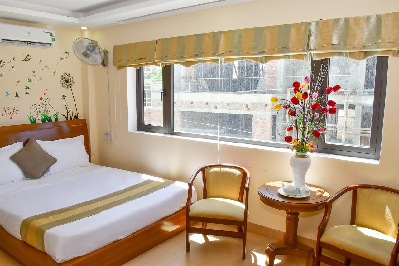 Sea View Dn Hotel Da Nang Exterior photo