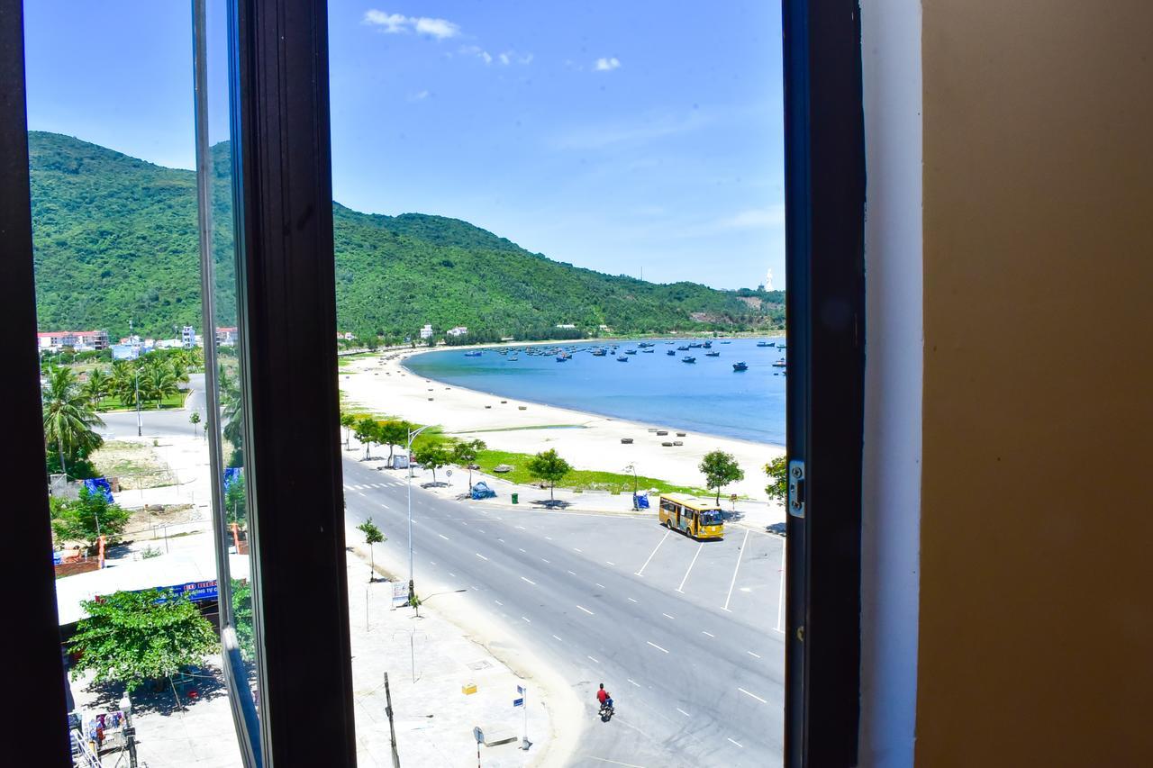 Sea View Dn Hotel Da Nang Exterior photo