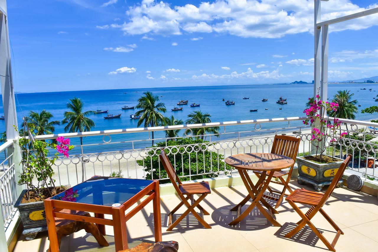 Sea View Dn Hotel Da Nang Exterior photo